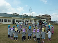 たのしく園庭活動
